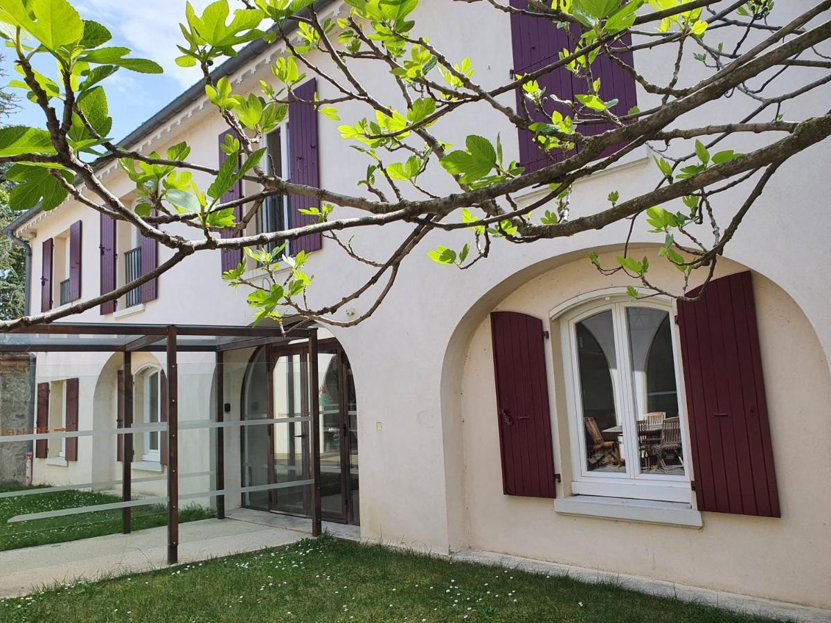 Gite Les Arches Saint-Andeol-le-Chateau 外观 照片